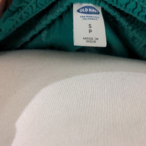 Off the shoulder top - Picture 3 of 3